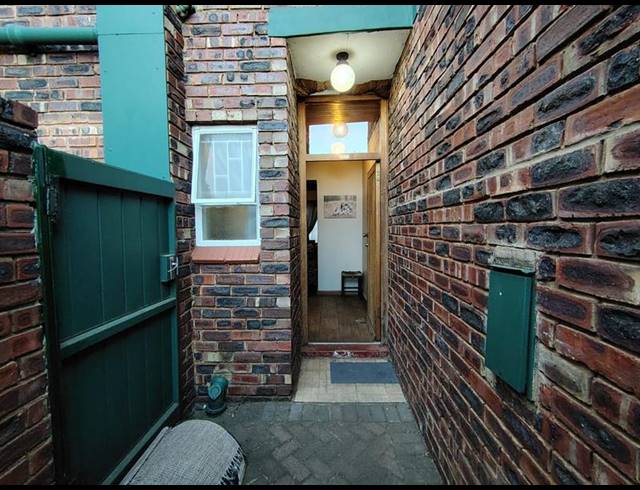 3 BEDROOM TOWNHOUSE FOR SALE IN LYTTELTON